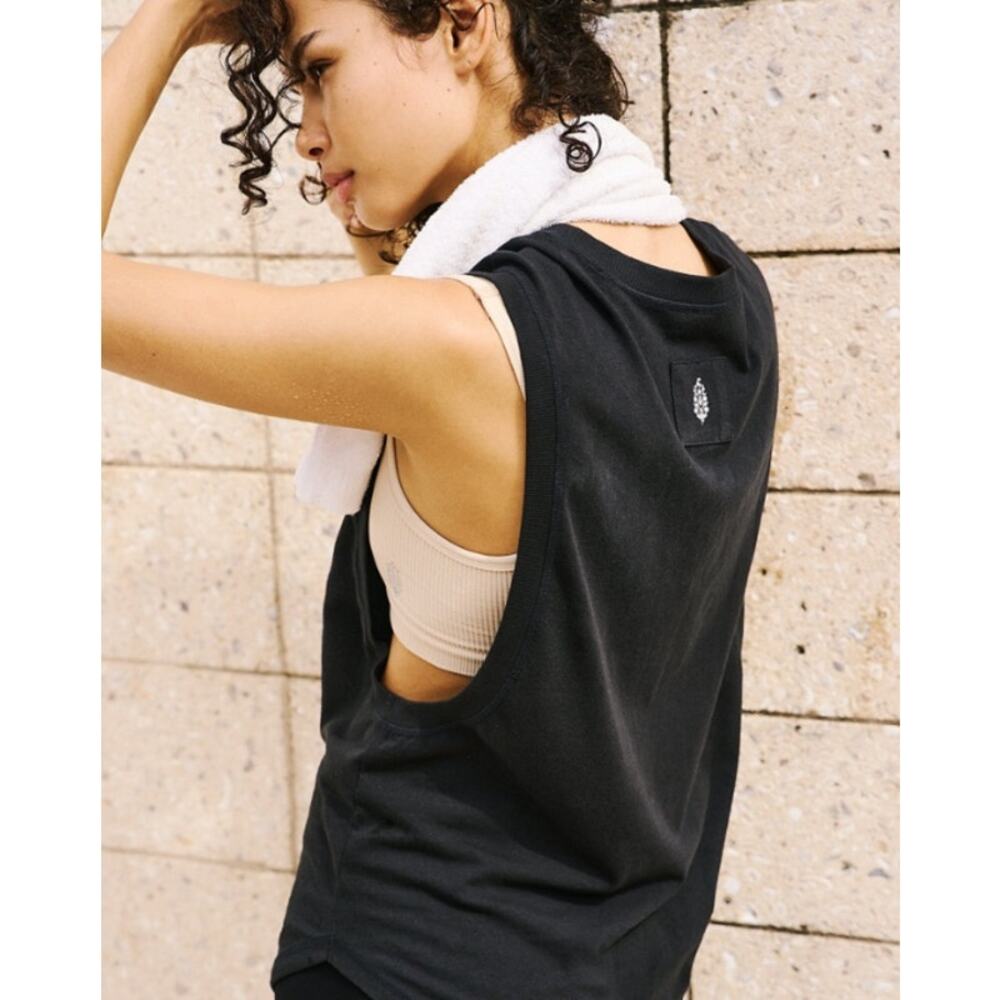 020 NWT FP Movement Spin Tank | Color Washed Black | Size Large